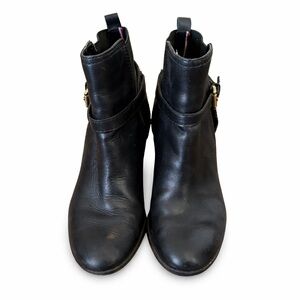 Tommy Hilfiger black leather ankle boots size 8